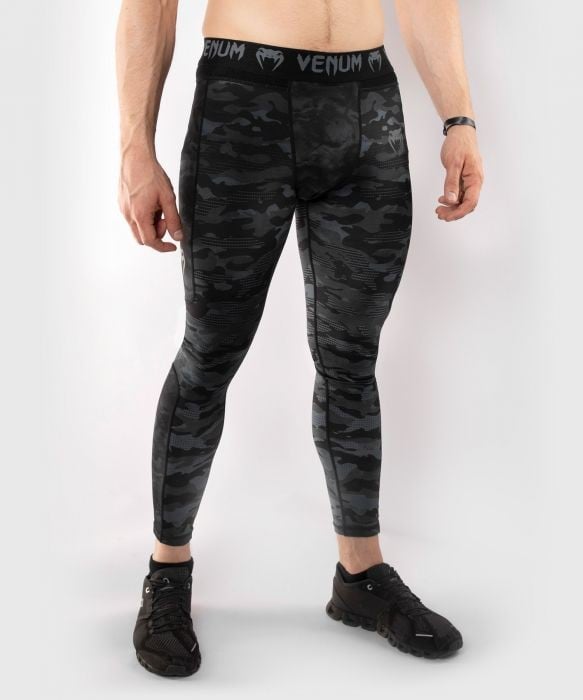 Тренировъчен Клин - Venum Defender Compression Tights/Spats - Dark camo​